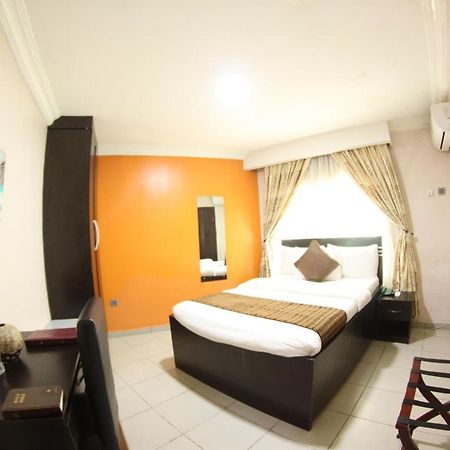 Celia'S Suites Abeokuta Eksteriør billede