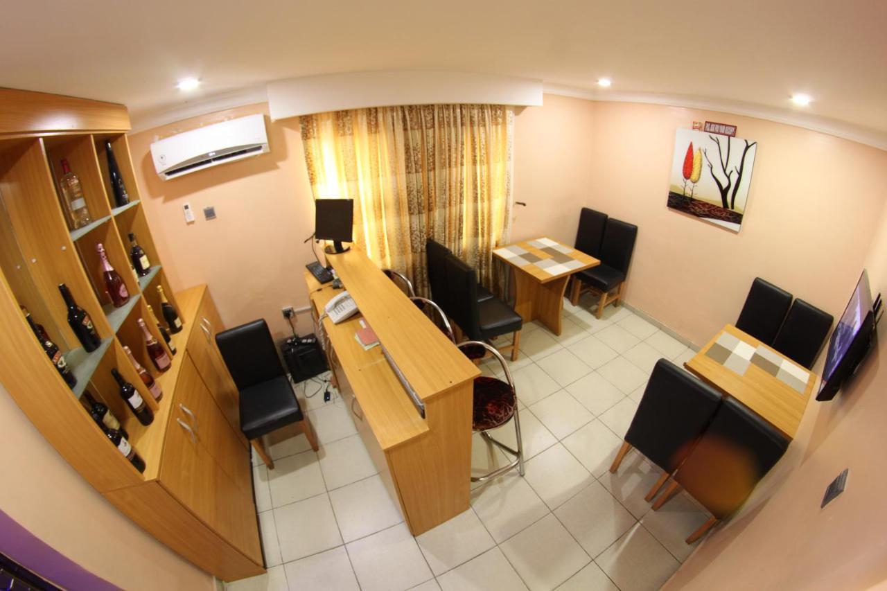 Celia'S Suites Abeokuta Eksteriør billede