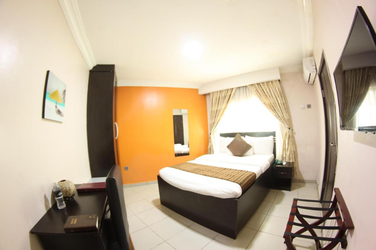 Celia'S Suites Abeokuta Eksteriør billede