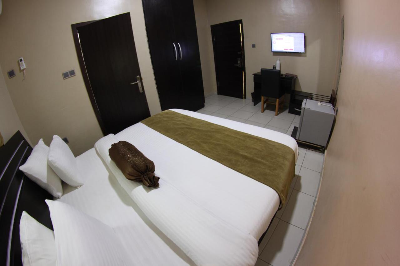 Celia'S Suites Abeokuta Eksteriør billede