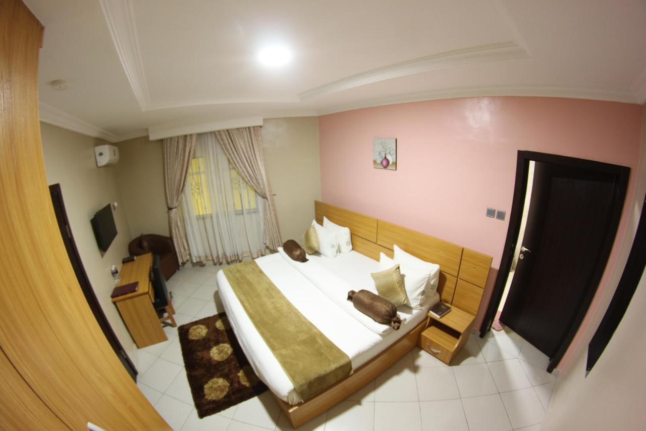 Celia'S Suites Abeokuta Eksteriør billede